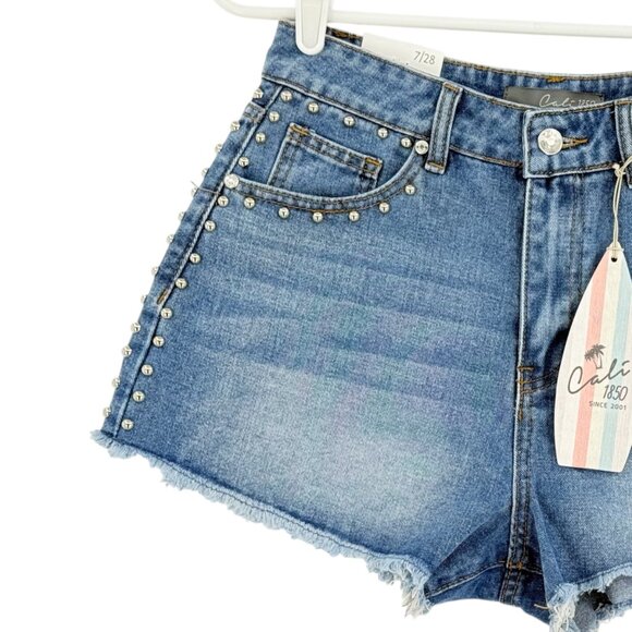Cali 1850 Women's Frayed Hem Studded Blue Denim Shorts Size 7/28 NWT - Picture 5 of 12